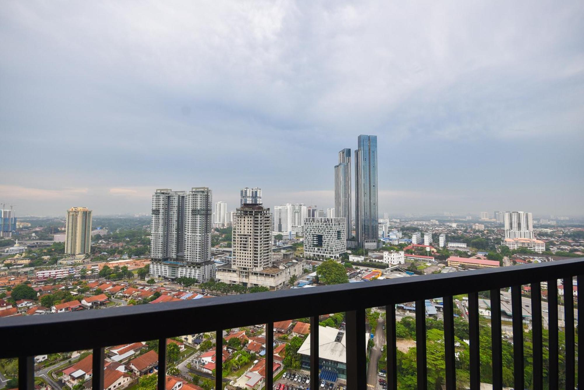 Twin Tower Residence By Nest Home【5 Mins Walk To Ciq】 Johor Bahru Kültér fotó